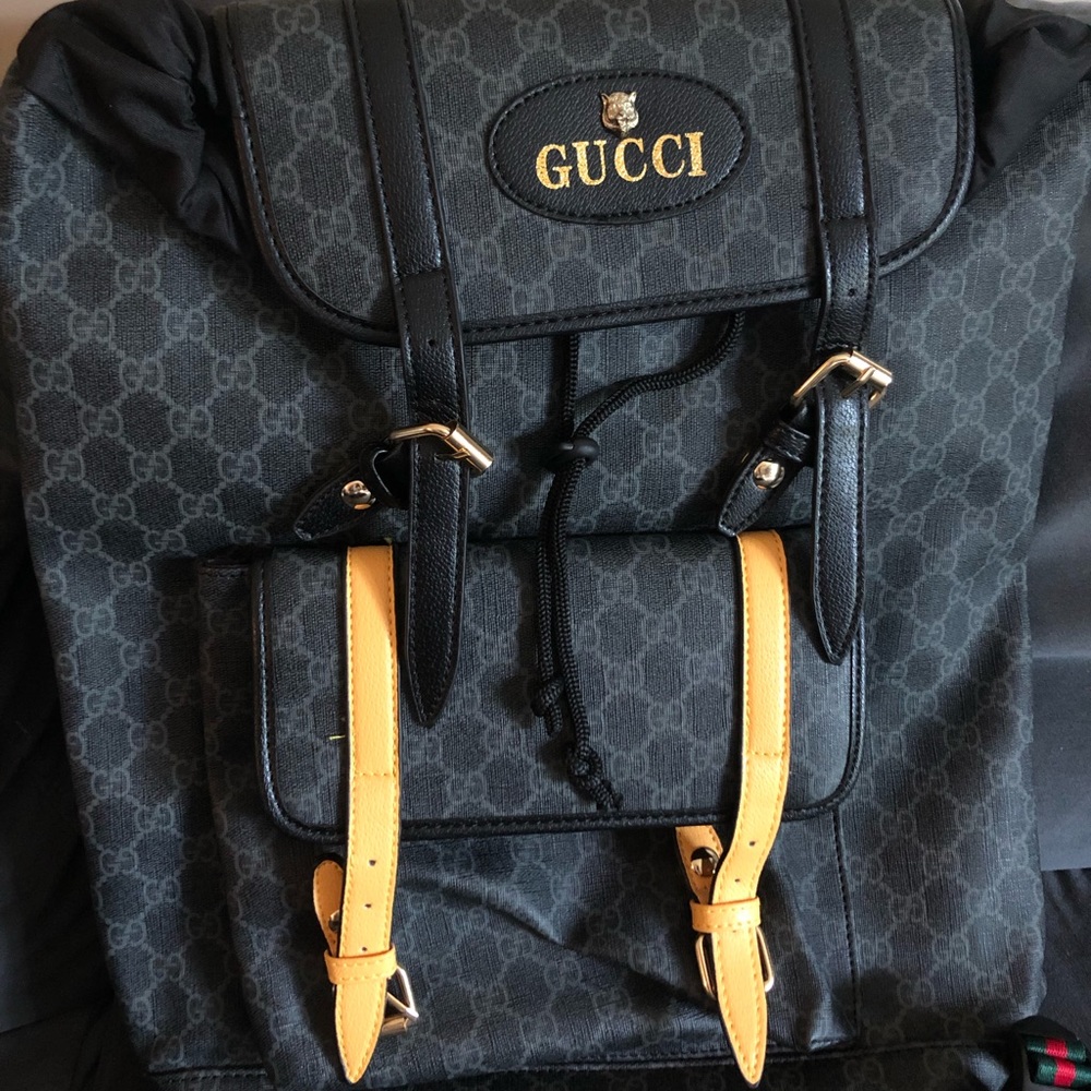 Stylish men’s Backpack 🌟